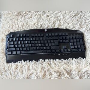 Black Wired Gaming Keyboard — Full-Size USB